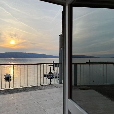 Apartment Sun&Sea, Senj, Prvi Red Do Mora Senj  Eksteriør billede