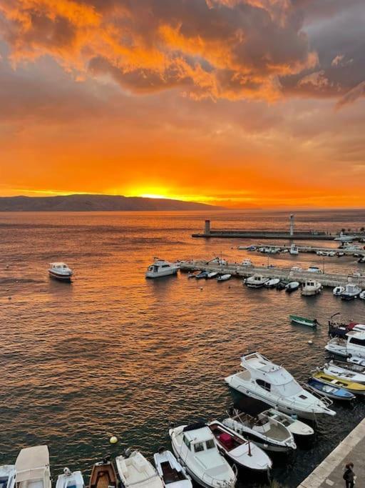 Apartment Sun&Sea, Senj, Prvi Red Do Mora Senj  Eksteriør billede