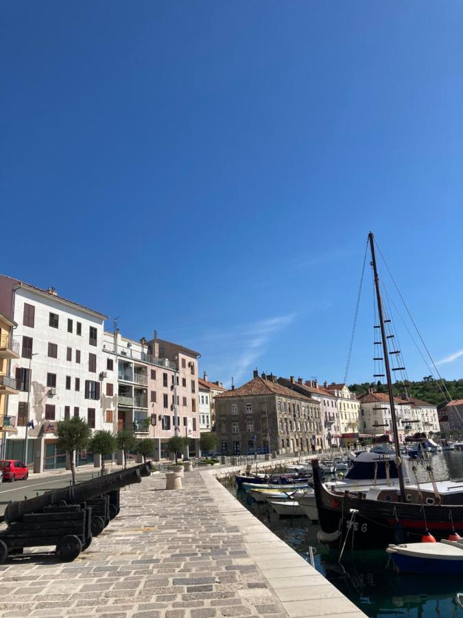 Apartment Sun&Sea, Senj, Prvi Red Do Mora Senj  Eksteriør billede